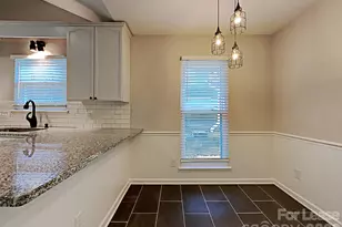 10715 Spruce Mountain Rd, Charlotte, NC 28214 - Photo 9