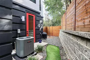 2718 N Davidson St, Charlotte, NC 28205 - Photo 37