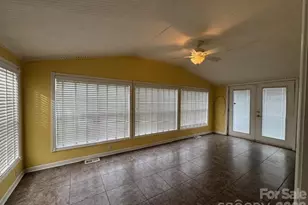 4 English Oaks Dr, Candler, NC 28715 - Photo 9