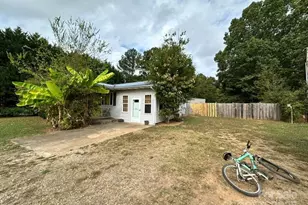 1859 Rollins Dr, Catawba, NC 28609 - Photo 1