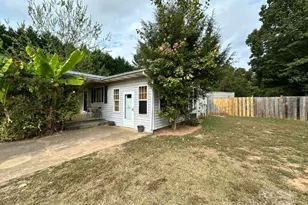 1859 Rollins Dr, Catawba, NC 28609 - Photo 3