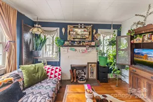 16 Sycamore St, Asheville, NC 28804 - Photo 7