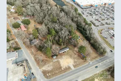 1048 Chesterfield Highway, Cheraw, SC 29520 - Photo 1