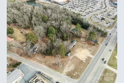 1048 Chesterfield Highway, Cheraw, SC 29520 - Photo 3