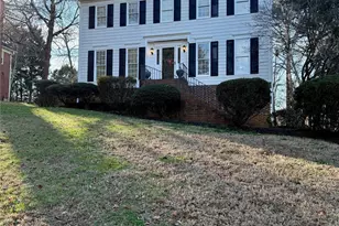 10318 Hollybrook Dr, Charlotte, NC 28277 - Photo 1