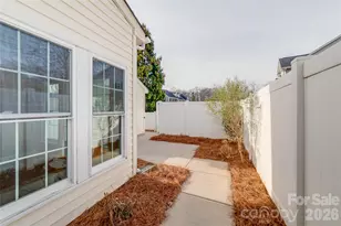 2006 Cramerton Village Dr, Cramerton, NC 28032 - Photo 23