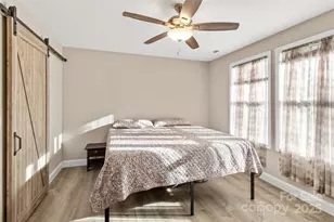 60 Oakwood Dr, Horse Shoe, NC 28792 - Photo 23