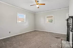 605 Kings Mountain St, Clover, SC 29710 - Photo 5