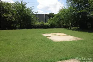 11411 Misty Valley Ct, Charlotte, NC 28226 - Photo 35