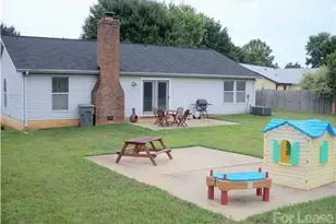 11411 Misty Valley Ct, Charlotte, NC 28226 - Photo 33