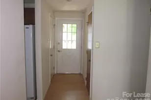 11411 Misty Valley Ct, Charlotte, NC 28226 - Photo 3