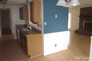 11411 Misty Valley Ct, Charlotte, NC 28226 - Photo 17