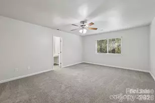 7030 Huntsmaster Dr, Charlotte, NC 28277 - Photo 25