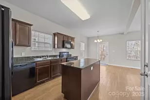 115 Lookout Point Pl, Mooresville, NC 28115 - Photo 5