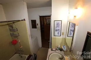 503 Graham St, Wadesboro, NC 28170 - Photo 9