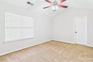 2056 University Heights Ln, Charlotte, NC 28213 - Photo 15