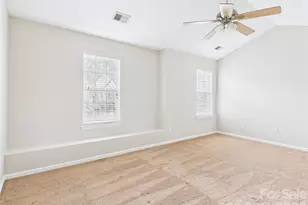 2056 University Heights Ln, Charlotte, NC 28213 - Photo 13