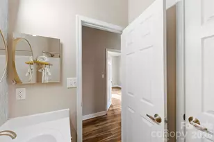 706 Northeast Dr, Davidson, NC 28036 - Photo 15