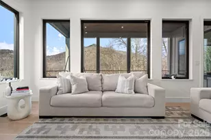 22 Chesten Mountain Dr, Asheville, NC 28803 - Photo 9