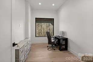 22 Chesten Mountain Dr, Asheville, NC 28803 - Photo 39