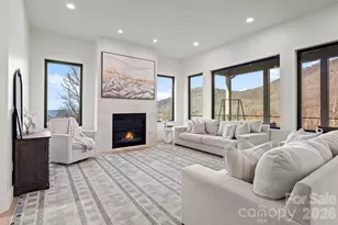 22 Chesten Mountain Dr, Asheville, NC 28803 - Photo 7