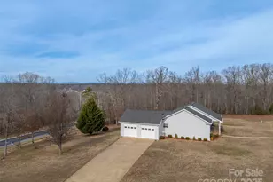 123 N Cul De Sac St, Forest City, NC 28043 - Photo 39