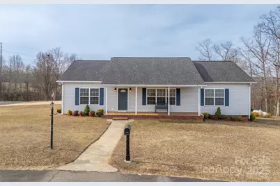 123 N Cul De Sac Street, Forest City, NC 28043 - Photo 1