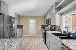 1032 Patterson Farm Rd, Mooresville, NC 28115 - Photo 11