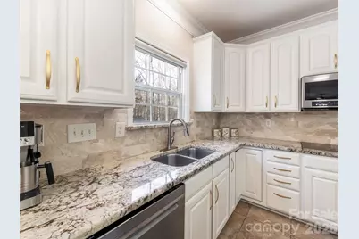 3846 Cameron Creek Drive, Matthews, NC 28105 - Photo 11