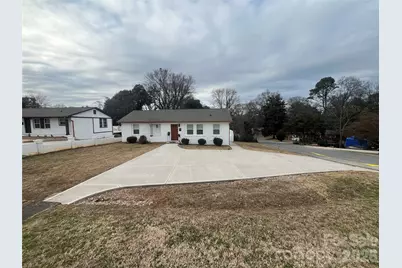 2633 Old North Sharon Amity Road, Charlotte, NC 28205 - Photo 5