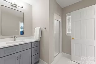 1024 Redcoat Dr, Charlotte, NC 28211 - Photo 25