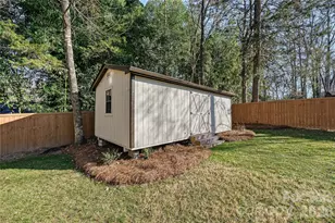 6011 Donegal Dr, Charlotte, NC 28212 - Photo 39