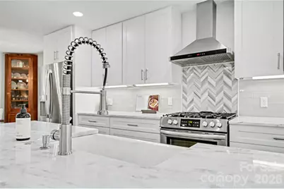 6011 Donegal Drive, Charlotte, NC 28212 - Photo 7