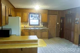 101 Poteat Dr, Morganton, NC 28655 - Photo 9