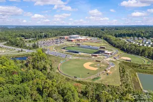 9306 Dufaux Dr, Charlotte, NC 28278 - Photo 37