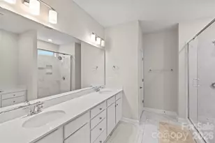 9306 Dufaux Dr, Charlotte, NC 28278 - Photo 17