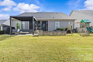 9306 Dufaux Dr, Charlotte, NC 28278 - Photo 35