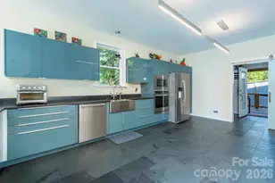 84 West St, Weaverville, NC 28787 - Photo 9