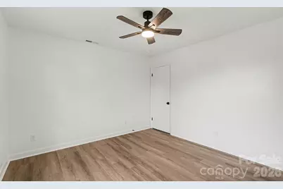 8616 Fallsdale Drive, Charlotte, NC 28214 - Photo 19