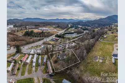 92 Mauney Cove Road, Waynesville, NC 28786 - Photo 17