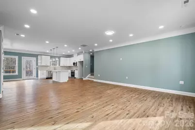 138 Cascades Drive, Hickory, NC 28601 - Photo 7