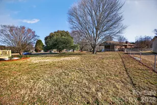 325 Log Barn Rd, Salisbury, NC 28146 - Photo 15