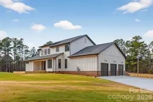 449 W North Corner Rd, Lancaster, SC 29720 - Photo 3