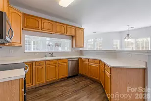 5128 Balsam Bark Ln, Fort Mill, SC 29708 - Photo 9