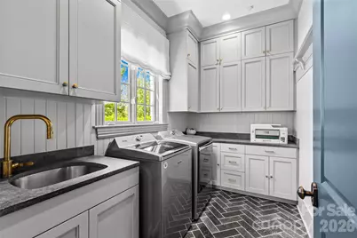 2200 Hastings Drive, Charlotte, NC 28207 - Photo 17