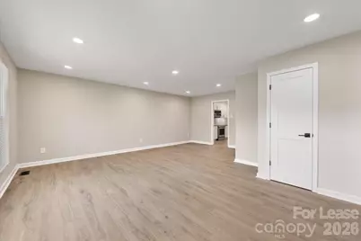 4700 Walden Court, Charlotte, NC 28210 - Photo 7