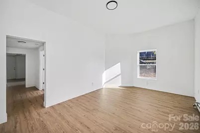 612 E E Street, Newton, NC 28658 - Photo 17