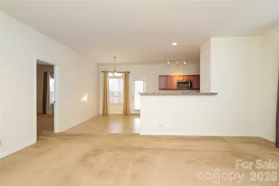 4806 Lynn Lee Circle, Charlotte, NC 28269 - Photo 7