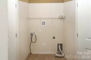 4806 Lynn Lee Cir, Charlotte, NC 28269 - Photo 35