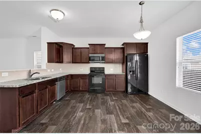 160 Fesperman Circle, Troutman, NC 28166 - Photo 5